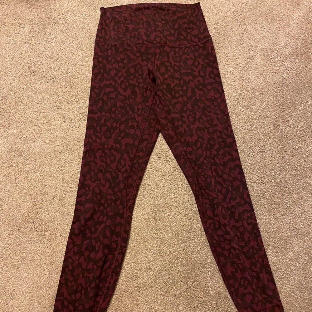 Size 6 lululemon 25” align leggings